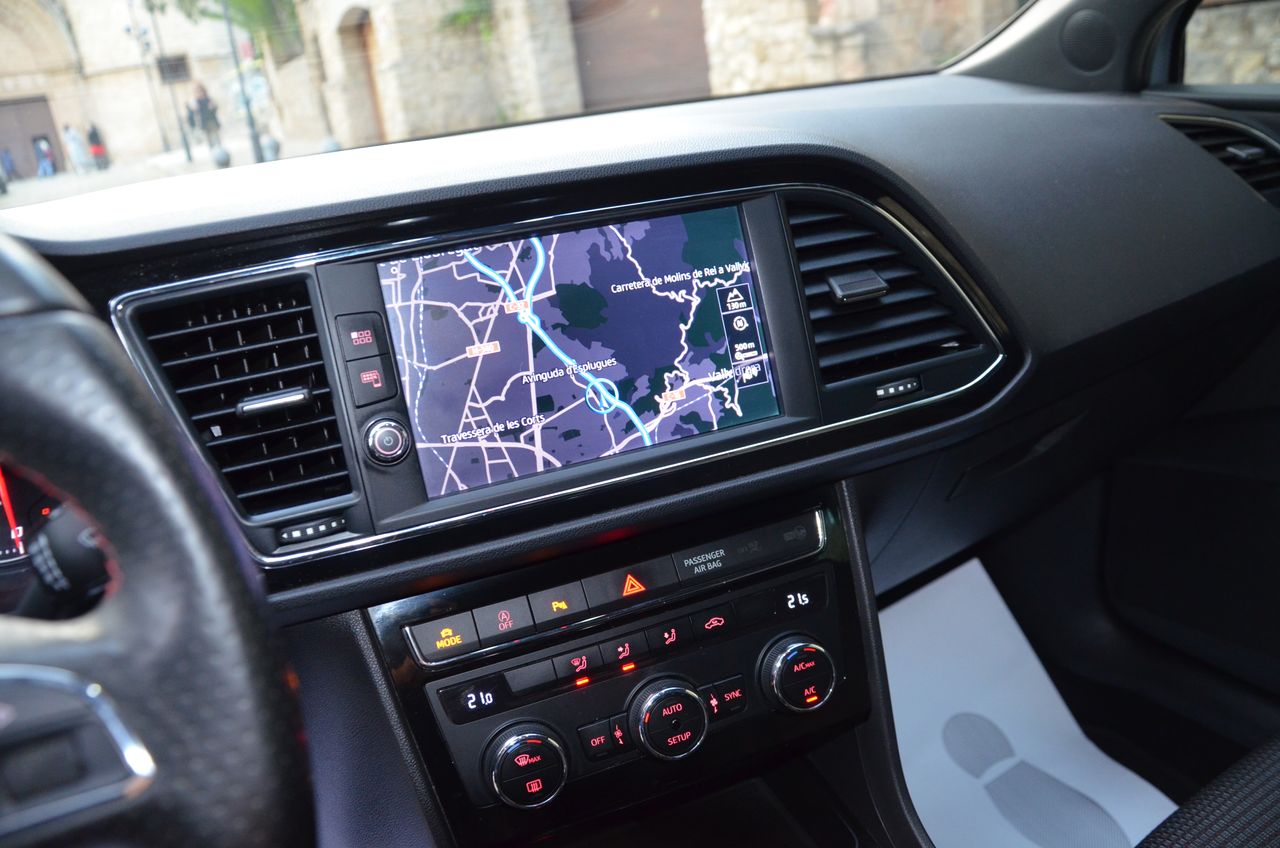 Seat Leon 1.5  ECOTSI 150CV S&S   FR  NAVI .. cámaras visión 12 meses GARANTIZADO  - Foto 7