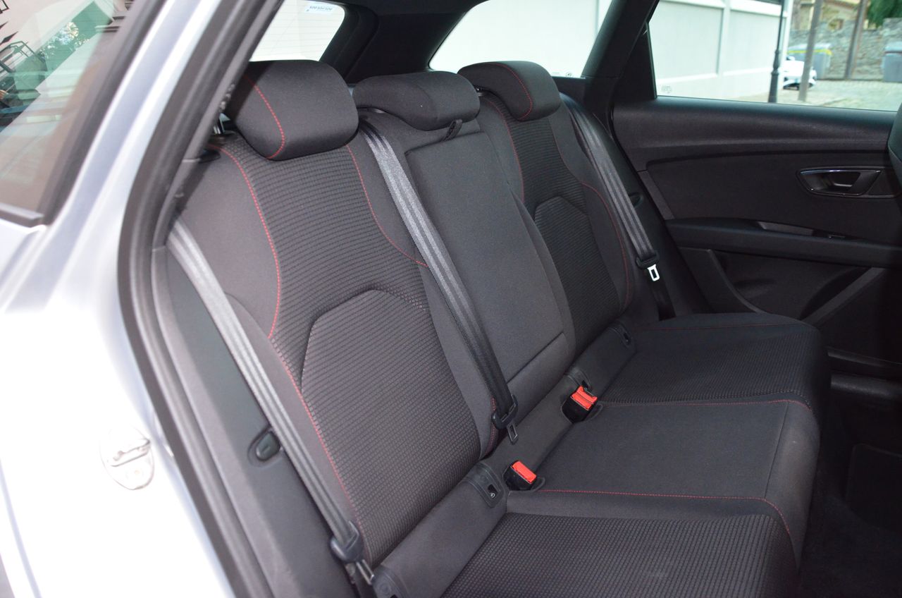 Seat Leon 1.5  ECOTSI 150CV S&S   FR  NAVI .. cámaras visión 12 meses GARANTIZADO  - Foto 48