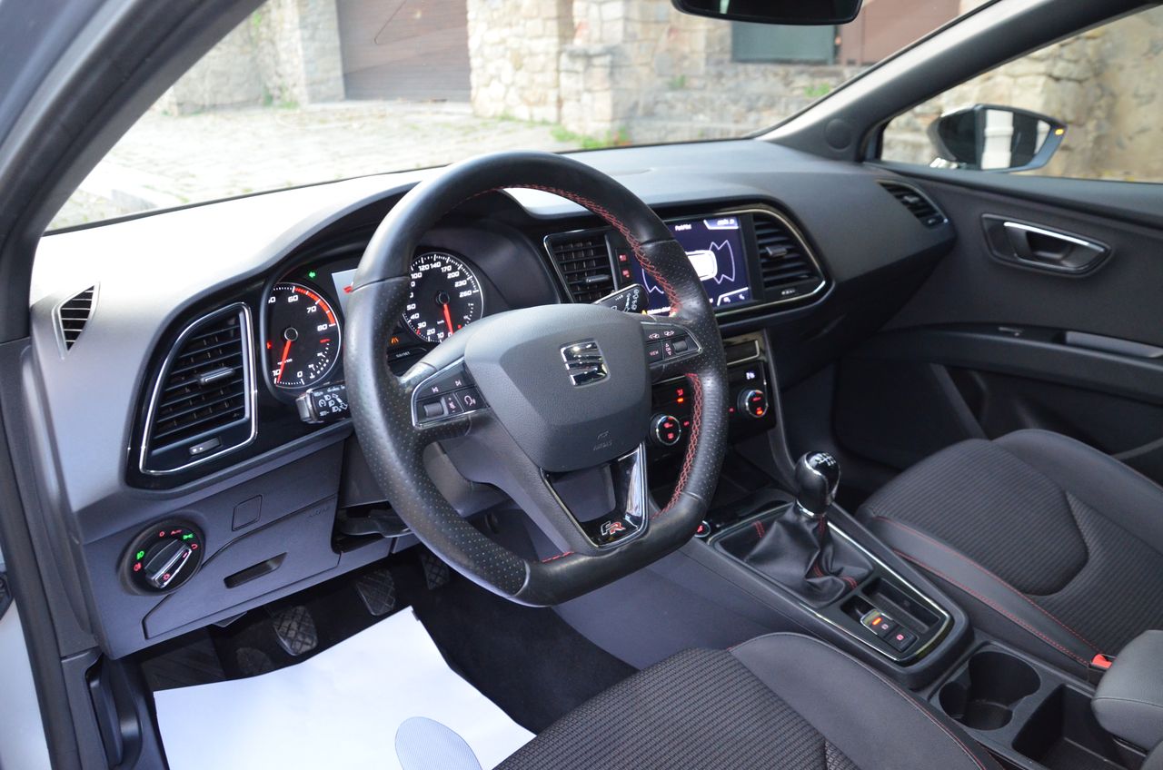 Seat Leon 1.5  ECOTSI 150CV S&S   FR  NAVI .. cámaras visión 12 meses GARANTIZADO  - Foto 4