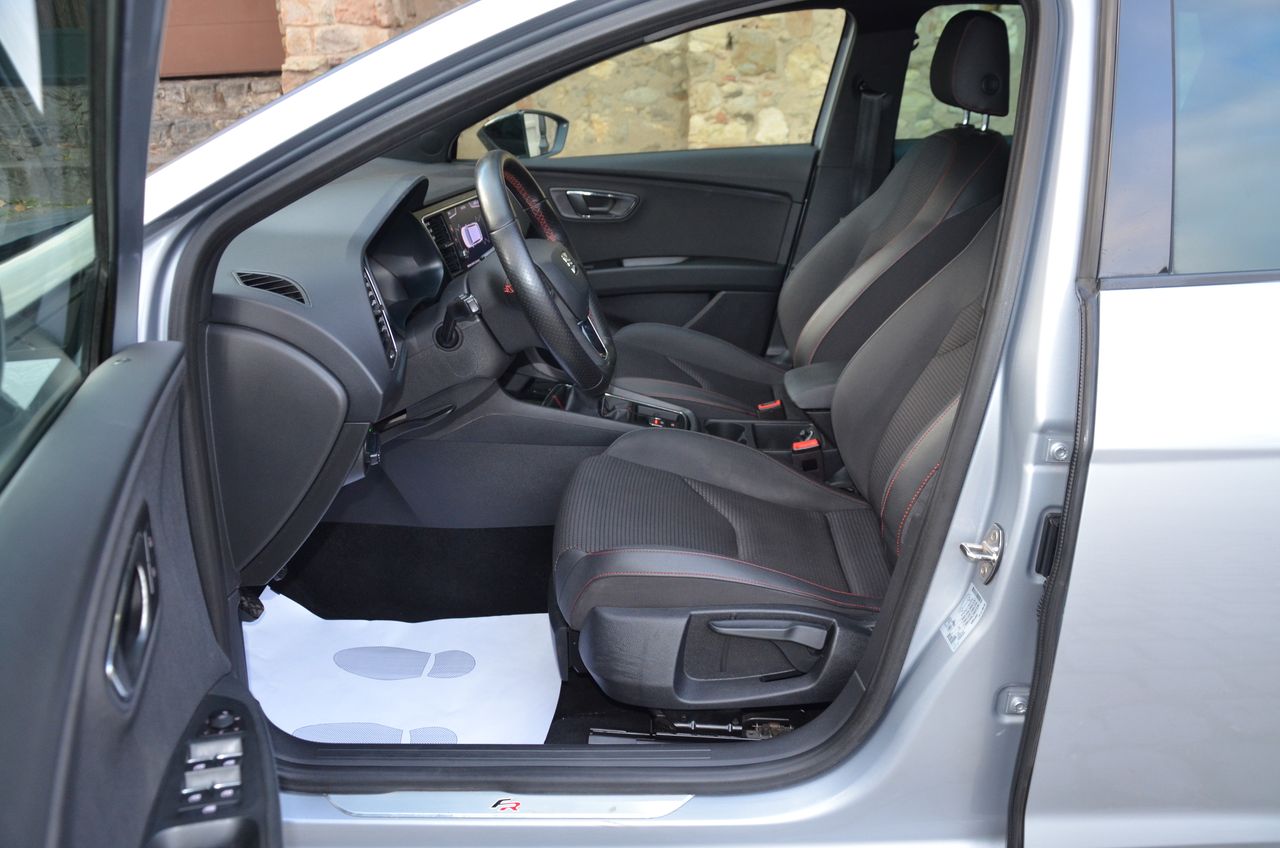 Seat Leon 1.5  ECOTSI 150CV S&S   FR  NAVI .. cámaras visión 12 meses GARANTIZADO  - Foto 5
