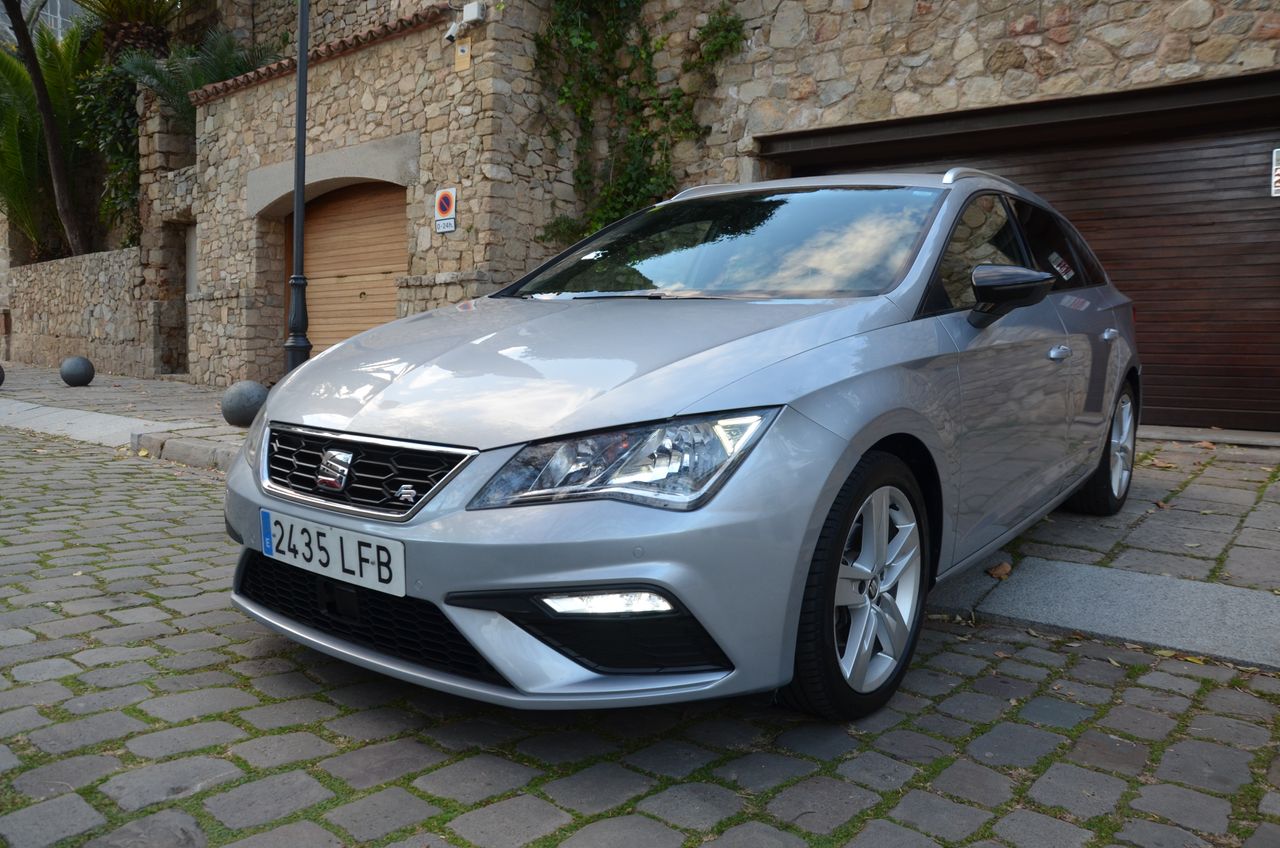 Seat Leon 1.5  ECOTSI 150CV S&S   FR  NAVI .. cámaras visión 12 meses GARANTIZADO  - Foto 29