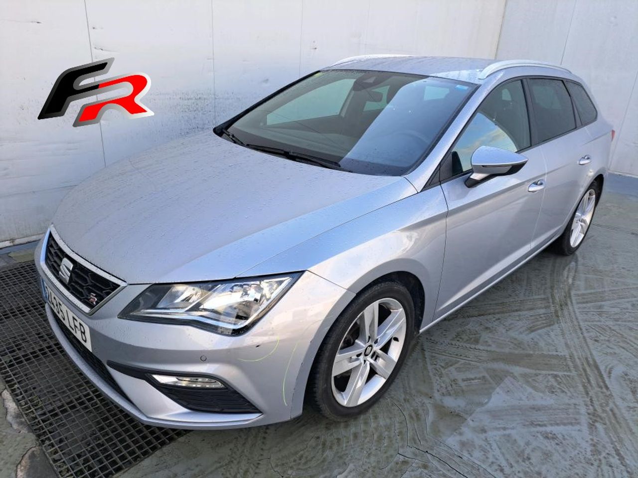 Claro si espectacular  de segunda mano - seat leon st 2020 /