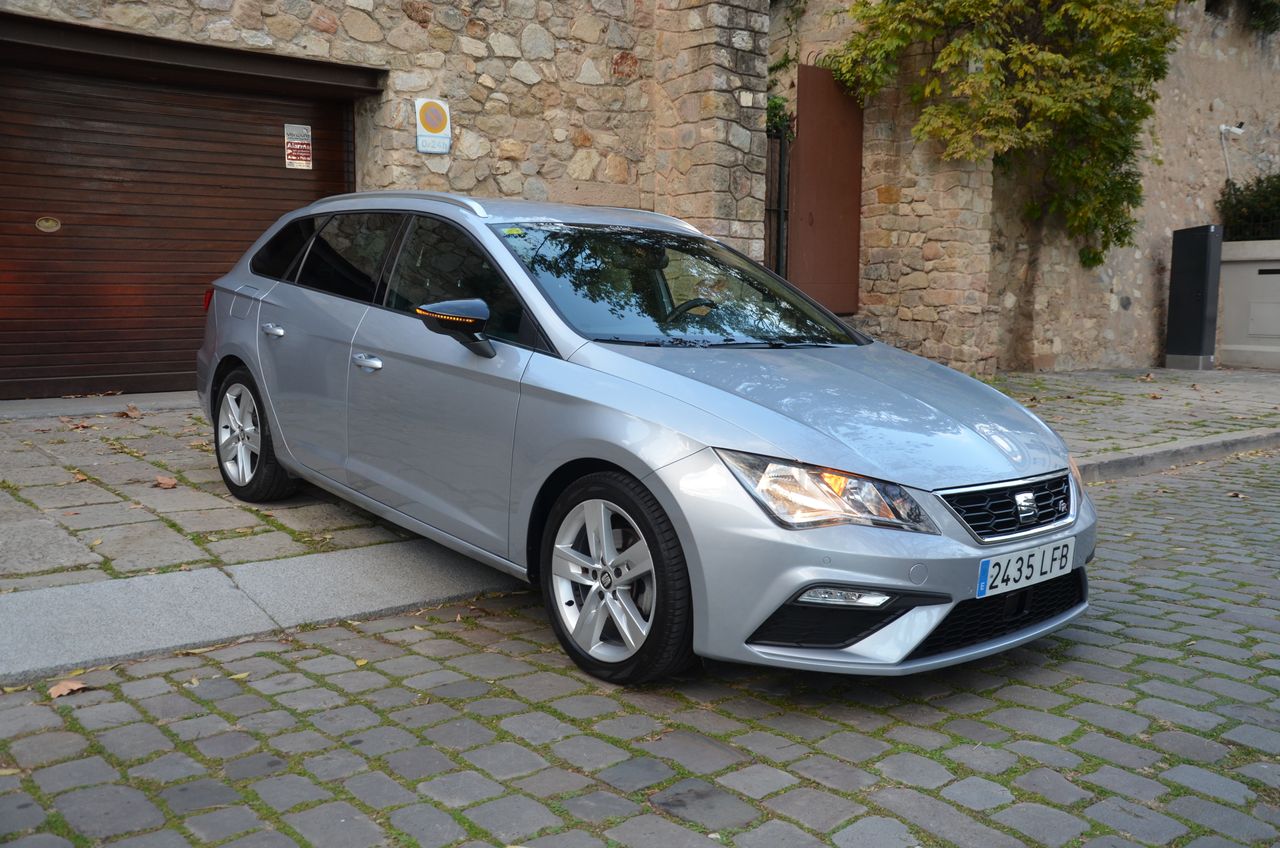Seat Leon 1.5  ECOTSI 150CV S&S   FR  NAVI .. cámaras visión 12 meses GARANTIZADO  - Foto 28