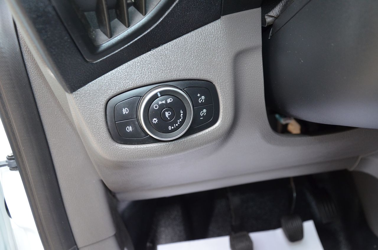 Ford Transit Connect VAN 200 L1 TREND 1.5 TDCI ECOBLUE 75CV MT6 E6  - Foto 24