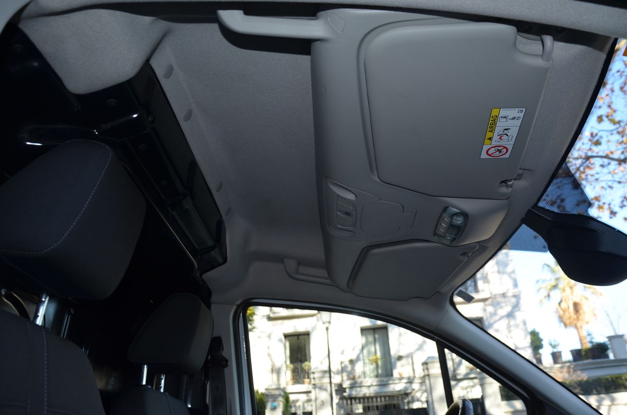 Ford Transit Connect 200 L1 TREND 1.5 ECOBLUE 100CV MT6 E6  100CV ESTANTERÍAS Y SUELO REFORZADO CON CAJONES EXTRAIBLES - Foto 22