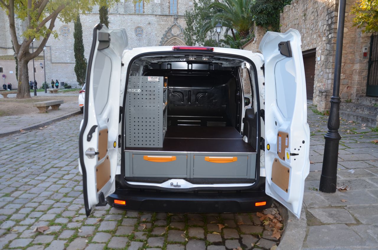 Ford Transit Connect 200 L1 TREND 1.5 ECOBLUE 100CV MT6 E6  100CV ESTANTERÍAS Y SUELO REFORZADO CON CAJONES EXTRAIBLES - Foto 7