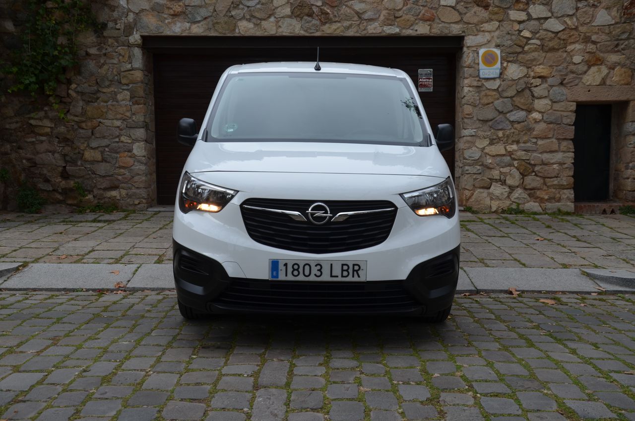 Opel Combo Cargo CARGO EXPRESS XL CARGA INCREMENTADA 1.5 100CV ESTANTERÍAS Y SUELO REFORZADO ( BOMBINES DE CERRAJERÍAS ANTIRROBO )  - Foto 40