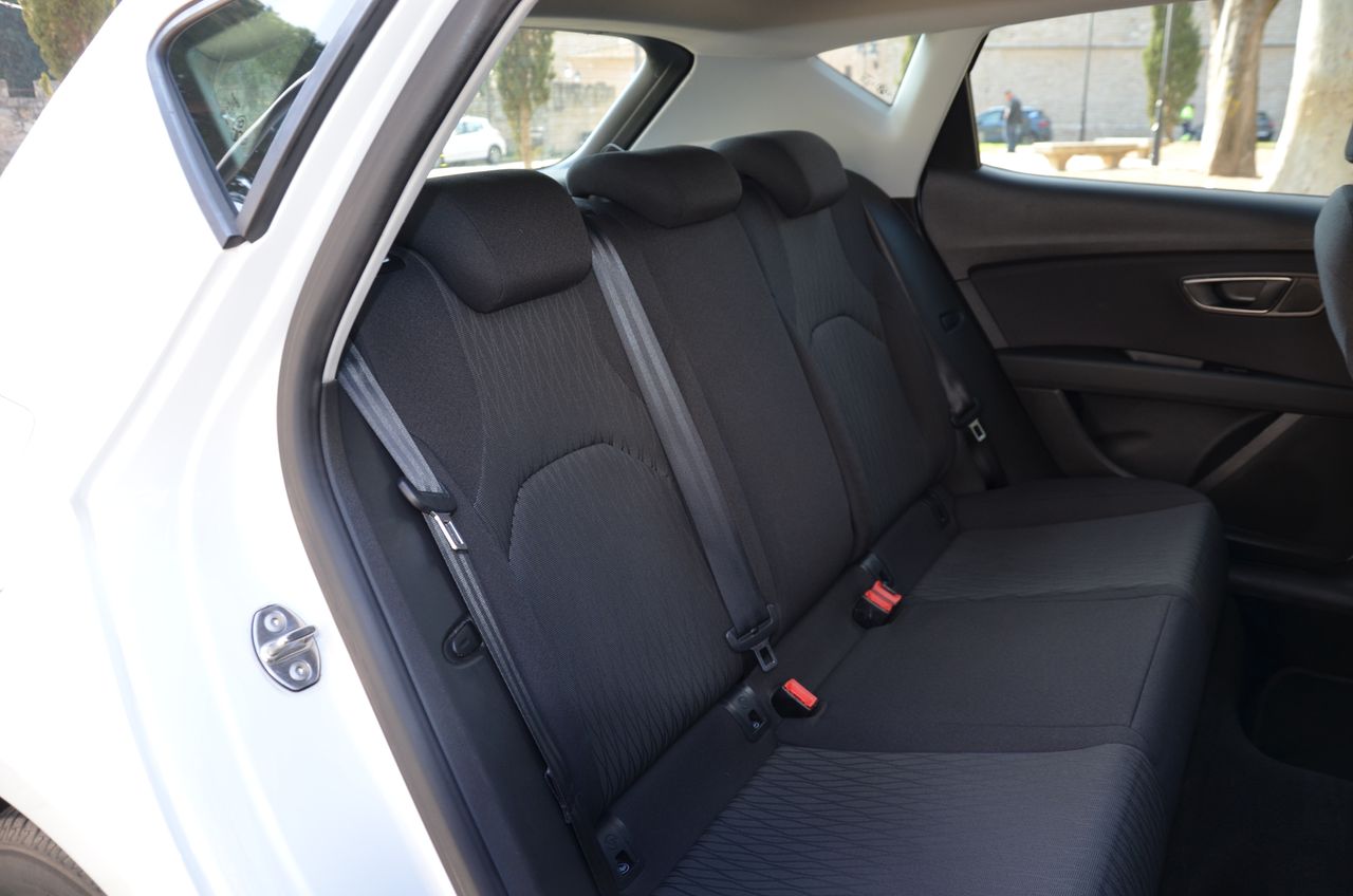 Seat Leon STYLE 1.6 TDI  110CV ../  OPORTUNIDAD  - Foto 19