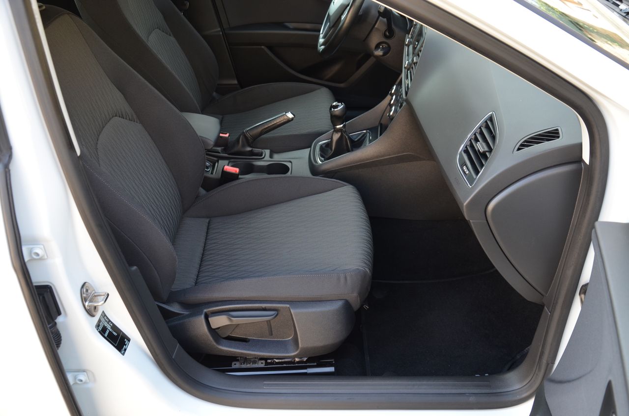 Seat Leon STYLE 1.6 TDI  110CV ../  OPORTUNIDAD  - Foto 29