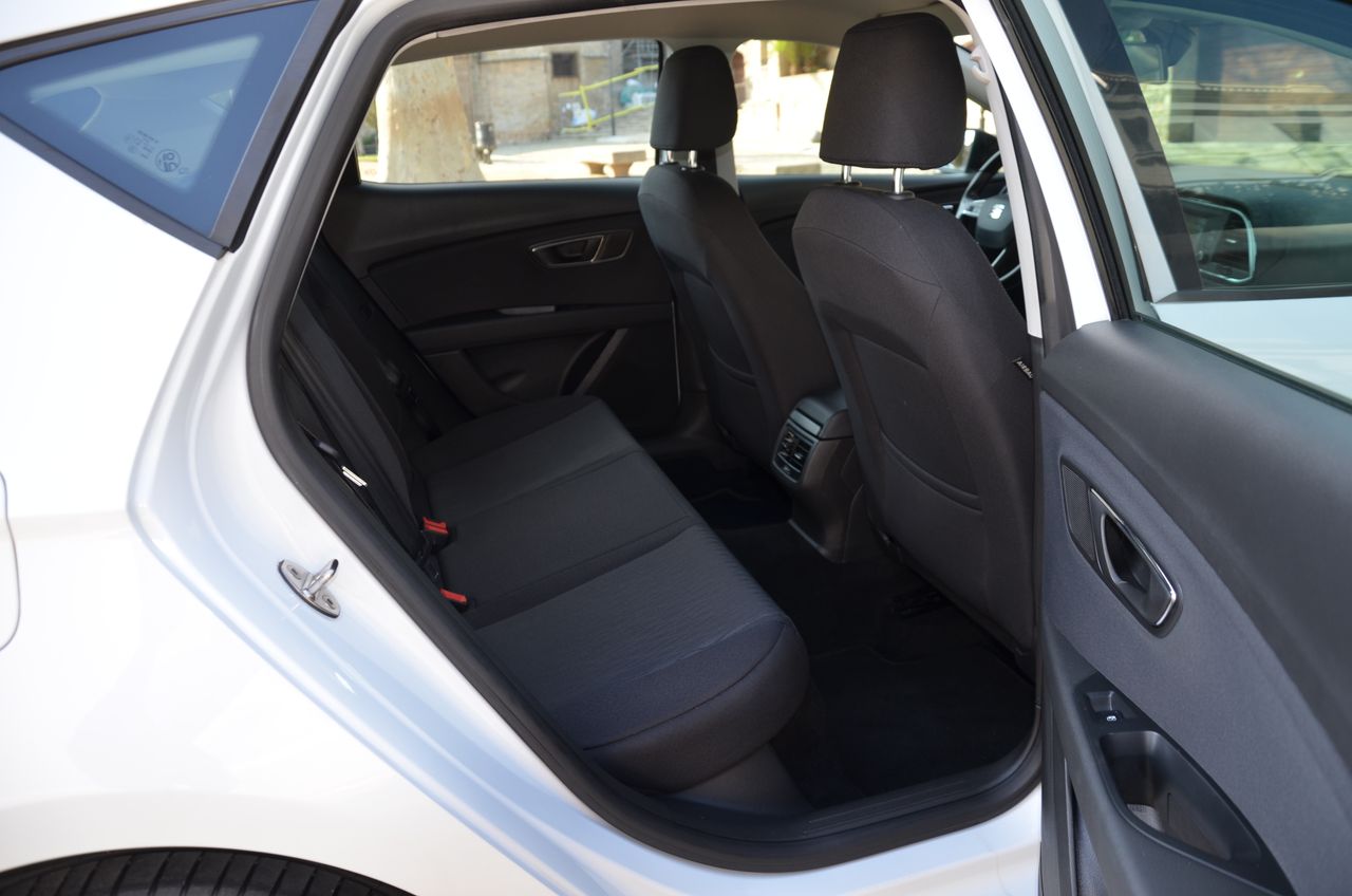 Seat Leon STYLE 1.6 TDI  110CV ../  OPORTUNIDAD  - Foto 20