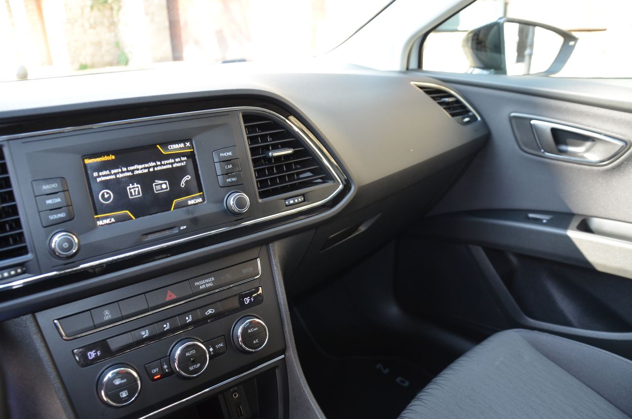 Seat Leon STYLE 1.6 TDI  110CV ../  OPORTUNIDAD  - Foto 14