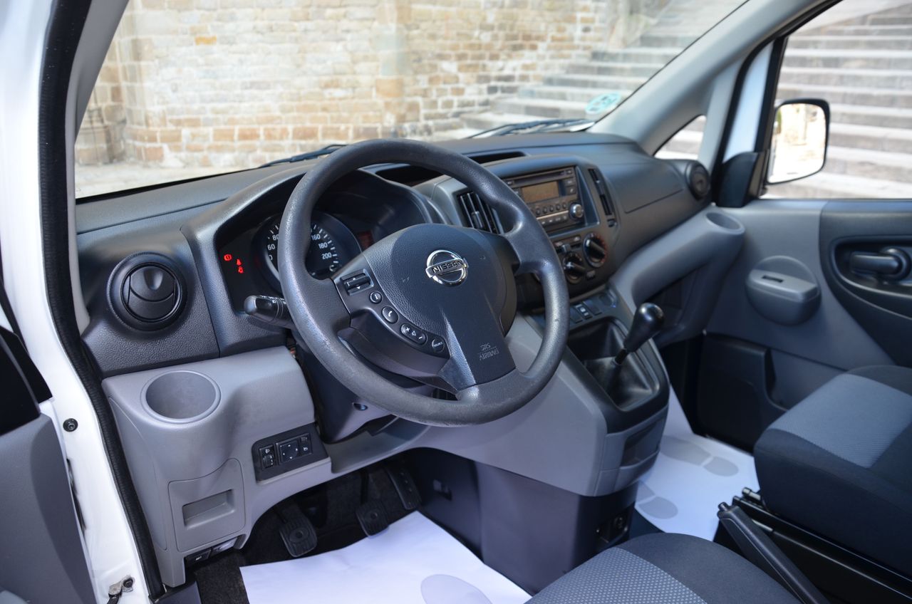 Nissan NV200 1.5 TDCI 90CV CONFORT FURGÓN../ DOBLE PUERTA LATERAL  - Foto 15