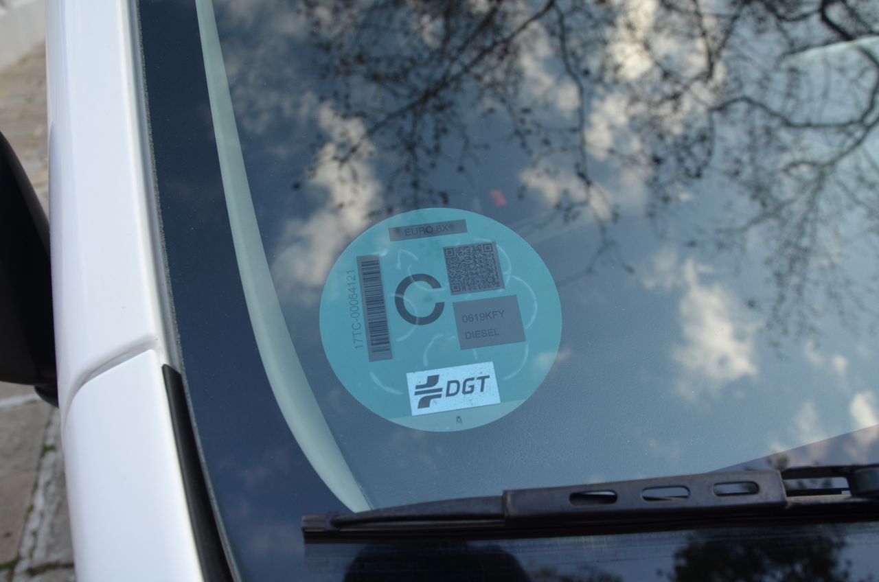 Nissan NV200 1.5 TDCI 90CV CONFORT FURGÓN../ DOBLE PUERTA LATERAL  - Foto 22