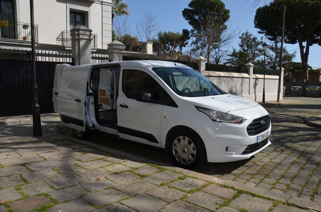 Ford Transit Connect 210 L2 TREND 1.5 ECOBLUE 100CV  / EXTRALARGA  - Foto 36