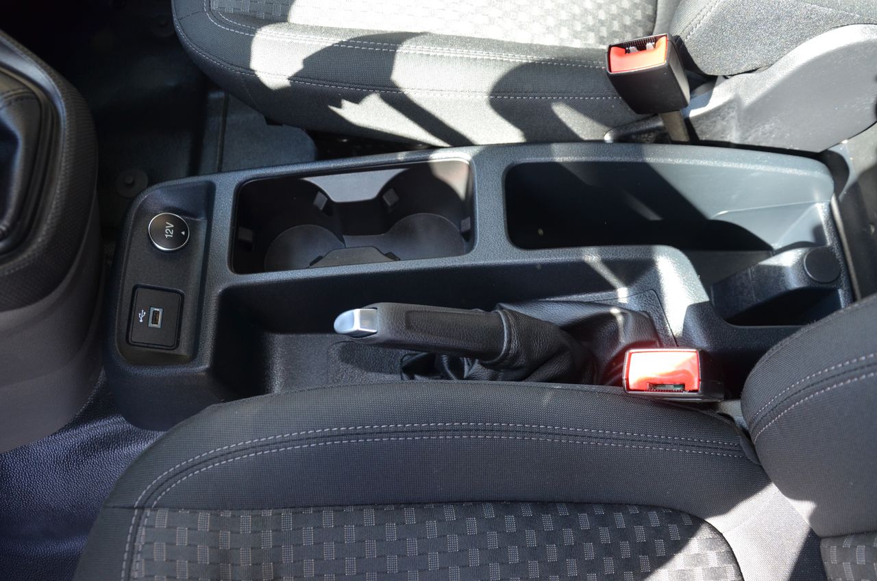 Ford Transit Connect 210 L2 TREND 1.5 ECOBLUE 100CV  / EXTRALARGA  - Foto 28