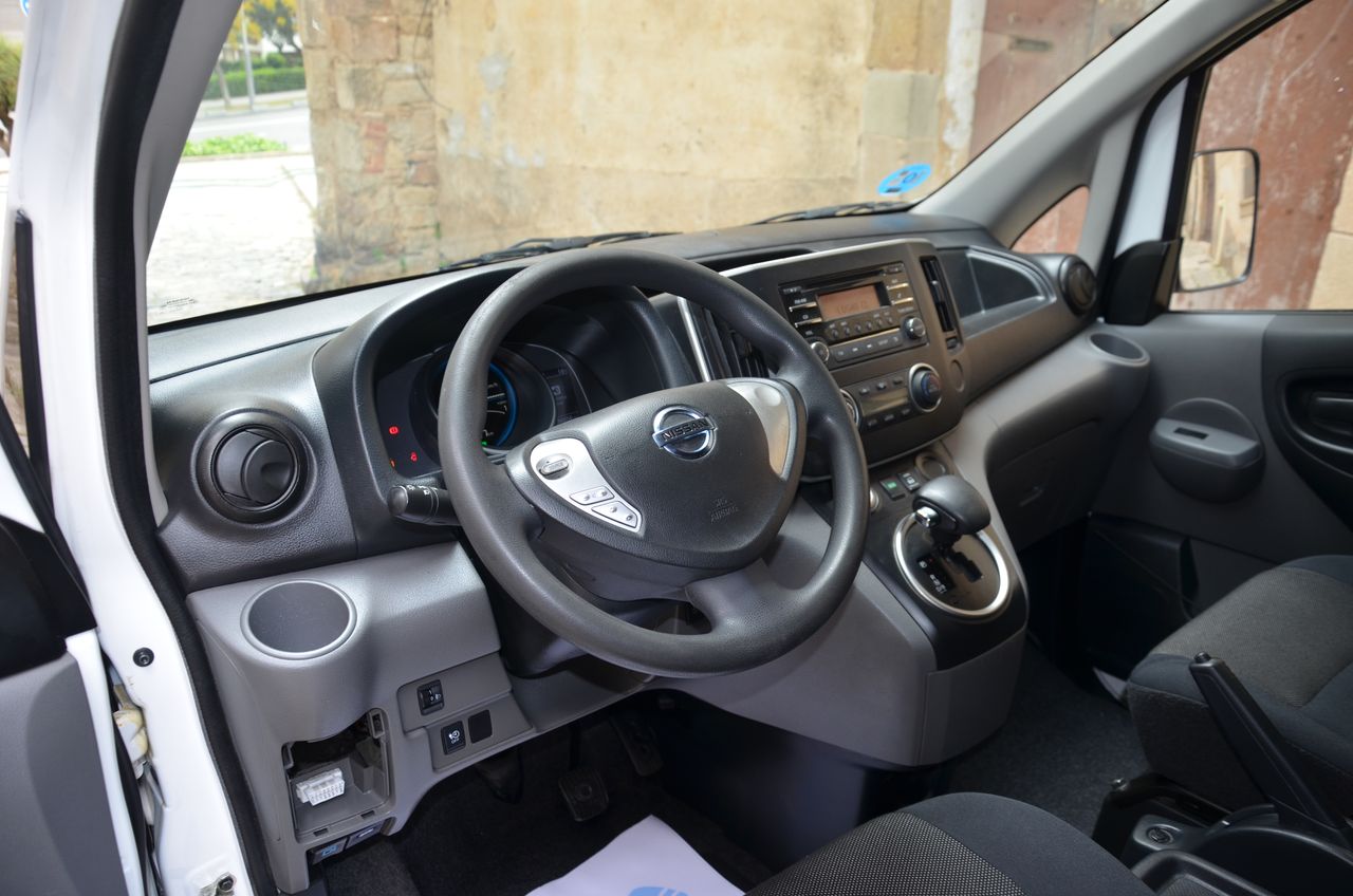 Nissan e-NV200 40kWh  FURGÓN PROFESIONAL ../100% ELÉCTRICO ../ ECO - Foto 4