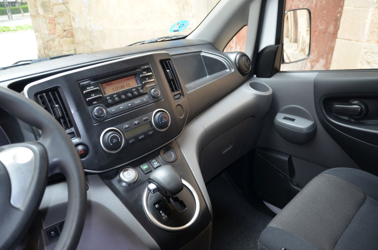 Nissan e-NV200 40kWh  FURGÓN PROFESIONAL ../100% ELÉCTRICO ../ ECO - Foto 5