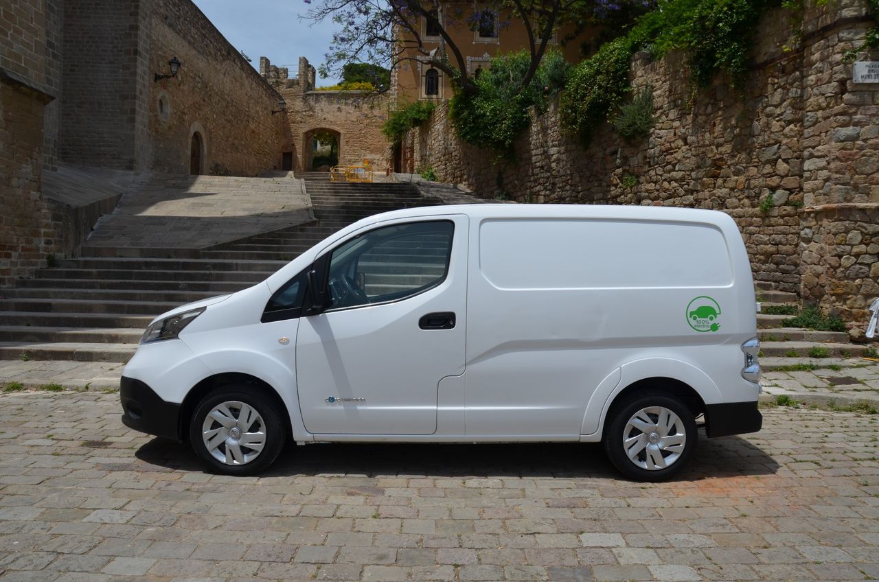 Nissan e-NV200 40kWh  FURGÓN PROFESIONAL ../100% ELÉCTRICO ../ ECO - Foto 8