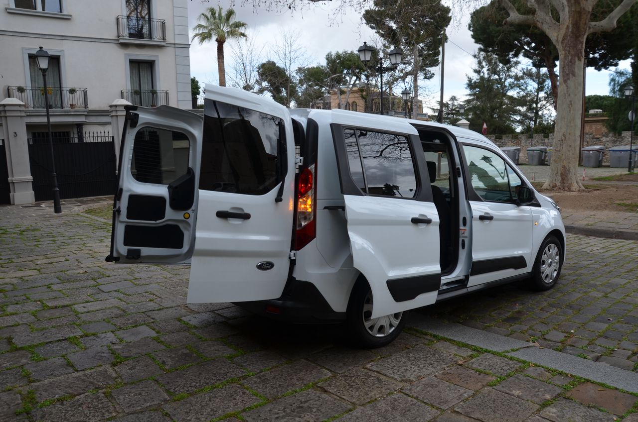 Ford Transit Connect KOMBI TREND 1.5 EcoBlue 100cv MT6 E6/ OPORTUNIDAD ..  - Foto 13