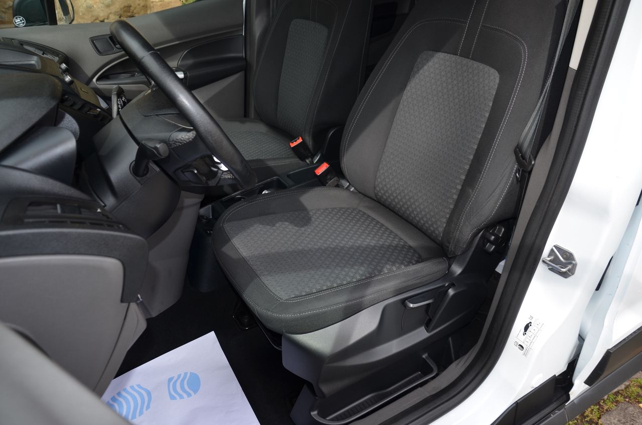 Ford Transit Connect KOMBI TREND 1.5 EcoBlue 100cv MT6 E6/ OPORTUNIDAD ..  - Foto 27