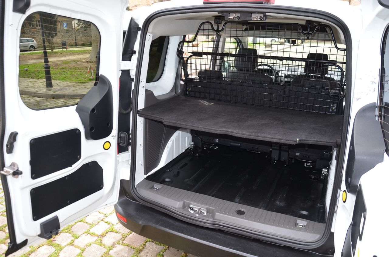 Ford Transit Connect KOMBI TREND 1.5 EcoBlue 100cv MT6 E6/ OPORTUNIDAD ..  - Foto 17