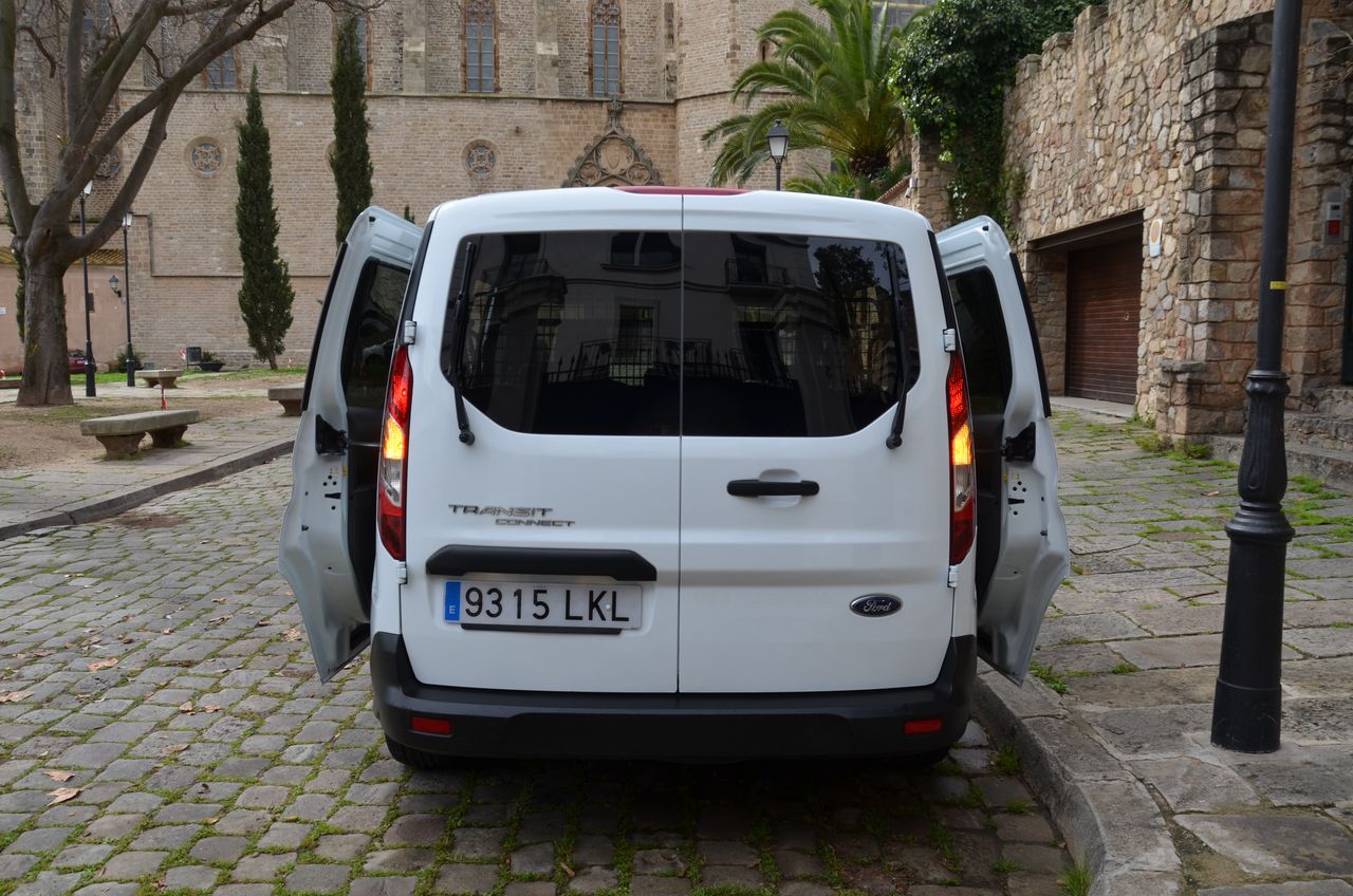 Ford Transit Connect KOMBI TREND 1.5 EcoBlue 100cv MT6 E6/ OPORTUNIDAD ..  - Foto 14