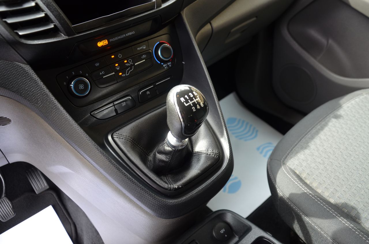 Ford Transit Connect KOMBI TREND 1.5 EcoBlue 100cv MT6 E6/ OPORTUNIDAD ..  - Foto 23