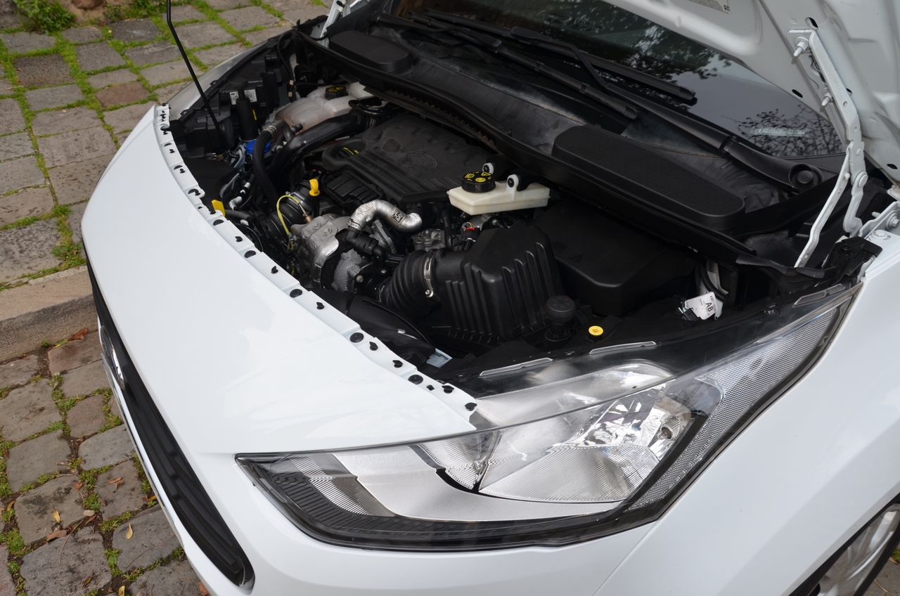 Ford Transit Connect KOMBI TREND 1.5 EcoBlue 100cv MT6 E6/ OPORTUNIDAD ..  - Foto 34