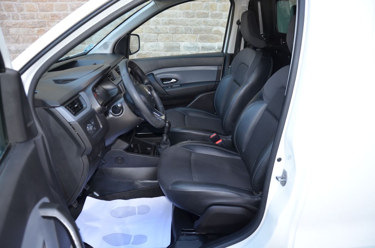 Renault Express CONFORT 1.5 BlueDci 70KW ( 95CV ) FURGÓN  / CERRADURAS ANTIRROBO - Foto 19