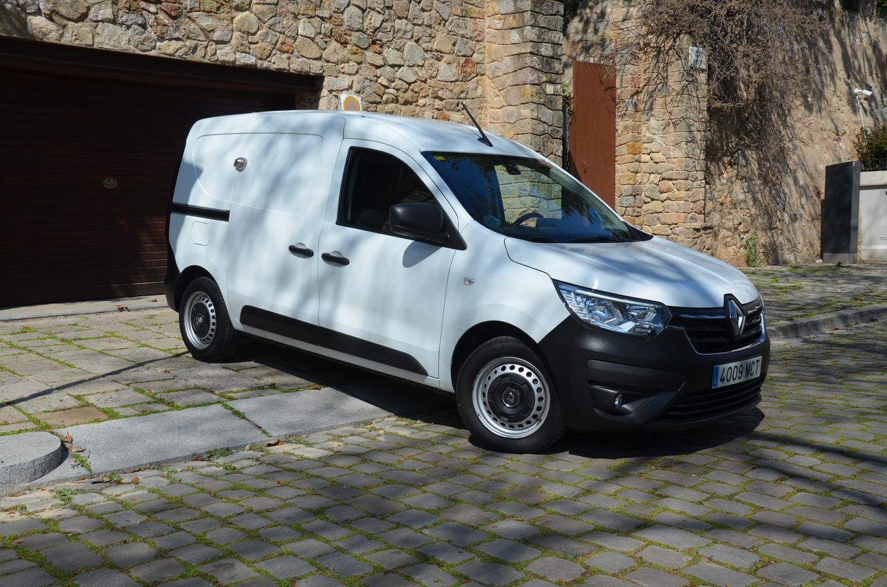 Renault Express CONFORT 1.5 BlueDci 70KW ( 95CV ) FURGÓN  / CERRADURAS ANTIRROBO  - Foto 27
