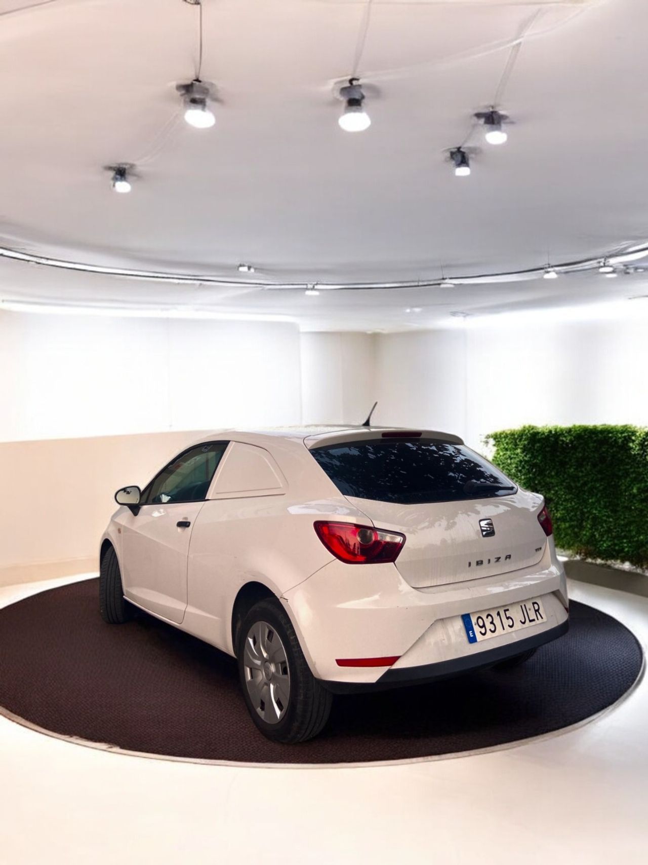Seat Ibiza SC 1.4 TDI CR 75 Ecomotive Reference Plus 3p  - Foto 8