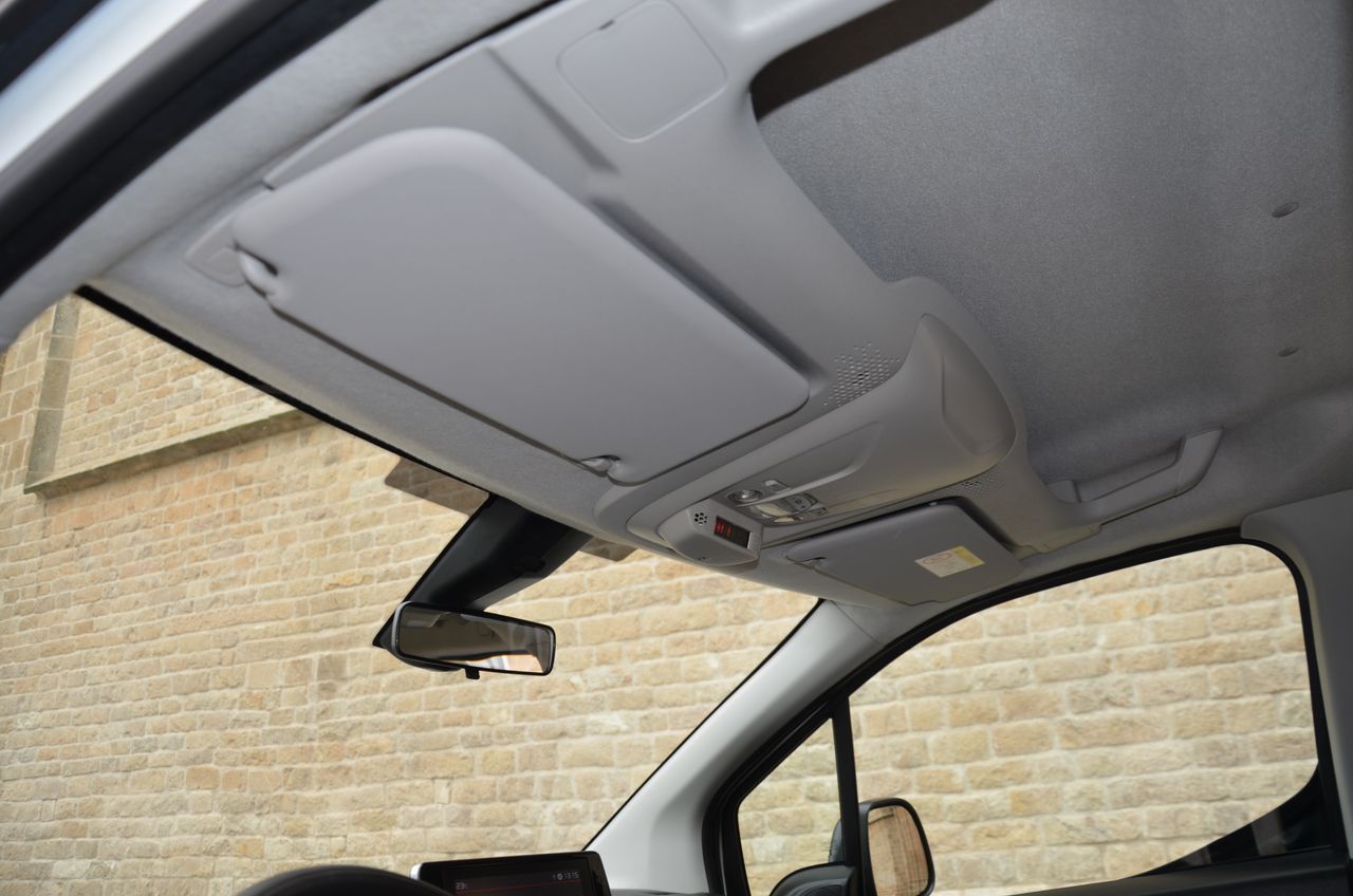 Citroën Berlingo TALLA M BLUEHDI 100CV LIVE PACK  .. OPORTUNIDAD DE  - Foto 40