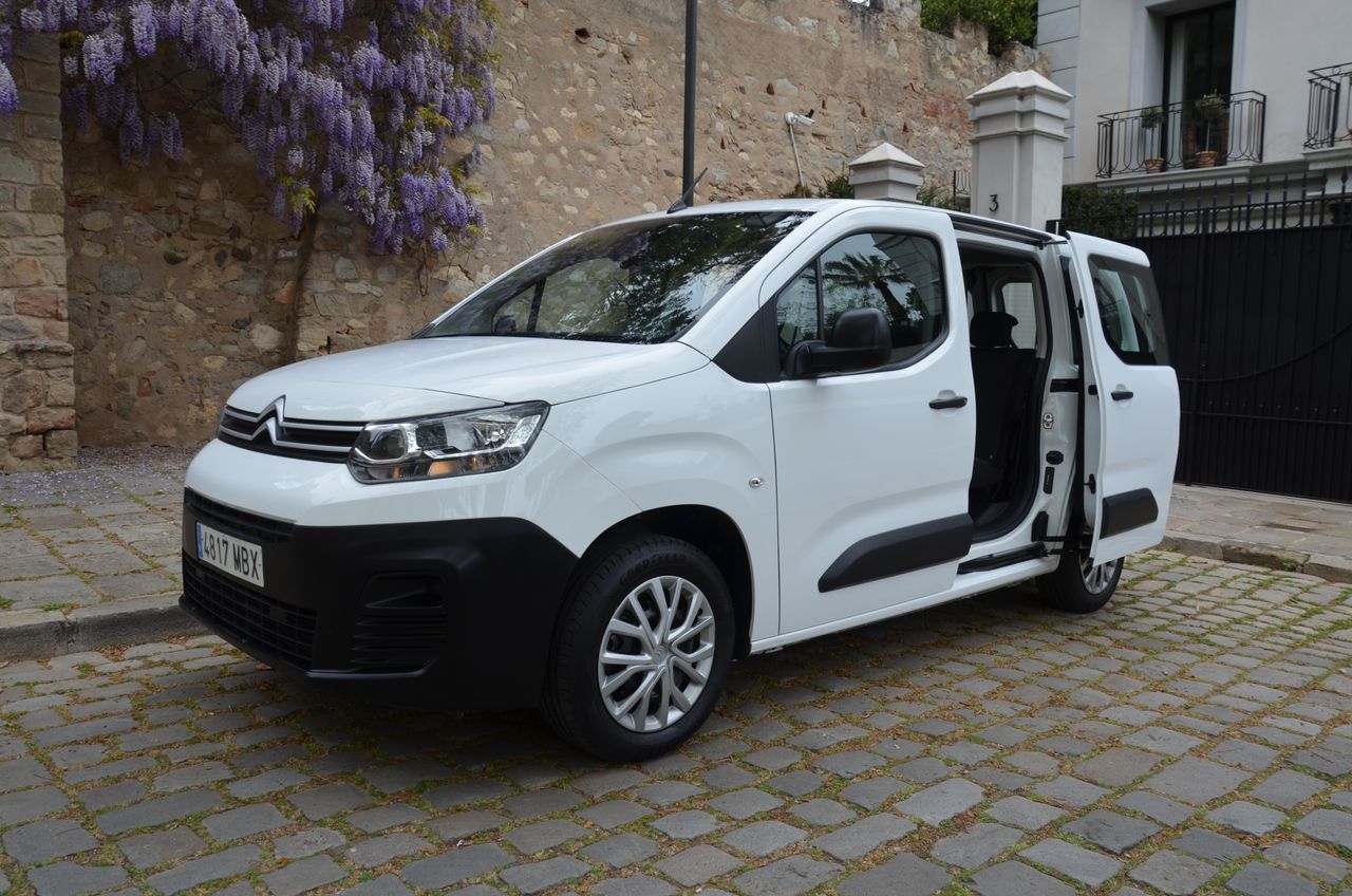 C4 cactus diesel 100cv  de segunda mano - citroën berlingo 2022 /