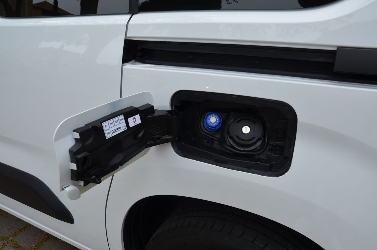 Citroën Berlingo TALLA M BLUEHDI 100CV LIVE PACK  .. OPORTUNIDAD DE  - Foto 13