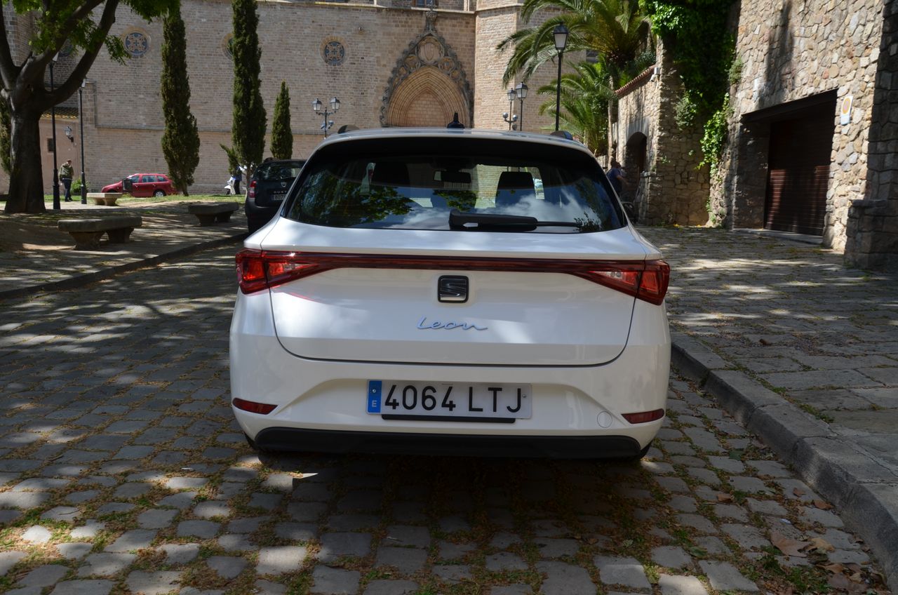 Seat Leon SPORTSTOURER  REFERENCE GO 2.0 TDI 115CV MY6 E6 .. SÚPER PRECIO  - Foto 23