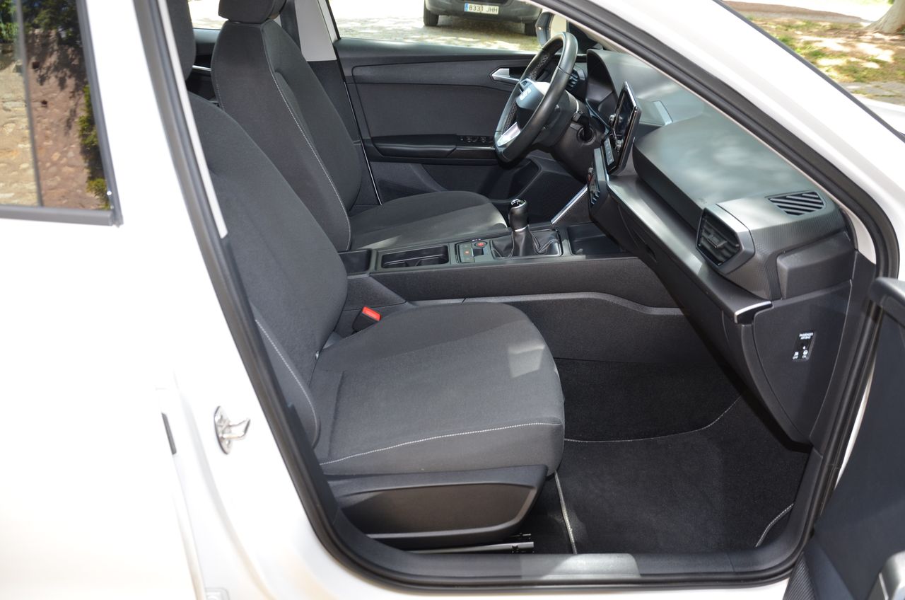 Seat Leon SPORTSTOURER  REFERENCE GO 2.0 TDI 115CV MY6 E6 .. SÚPER PRECIO  - Foto 33