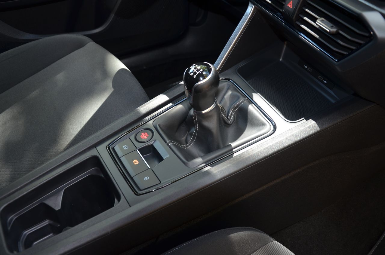 Seat Leon SPORTSTOURER  REFERENCE GO 2.0 TDI 115CV MY6 E6 .. SÚPER PRECIO  - Foto 35