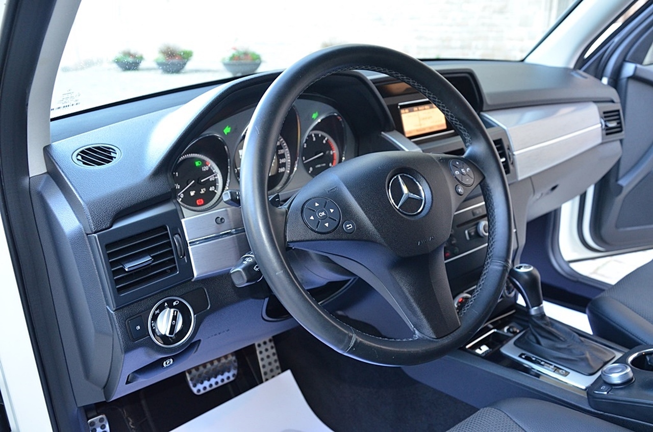 Mercedes Clase GLK 220CDI 4MATIC AUT/ BLUE EFFICIENCY 170CV EDITIÓN SPORT - Foto 4