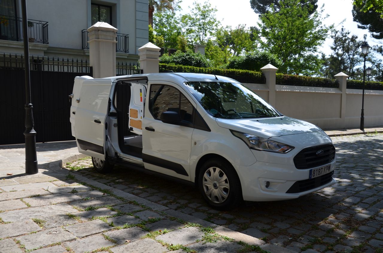 Ford Transit Connect FURGÓN 240 L2 TREND 1,5 ECOBLUE 100CV EXTRALARGA  - Foto 41