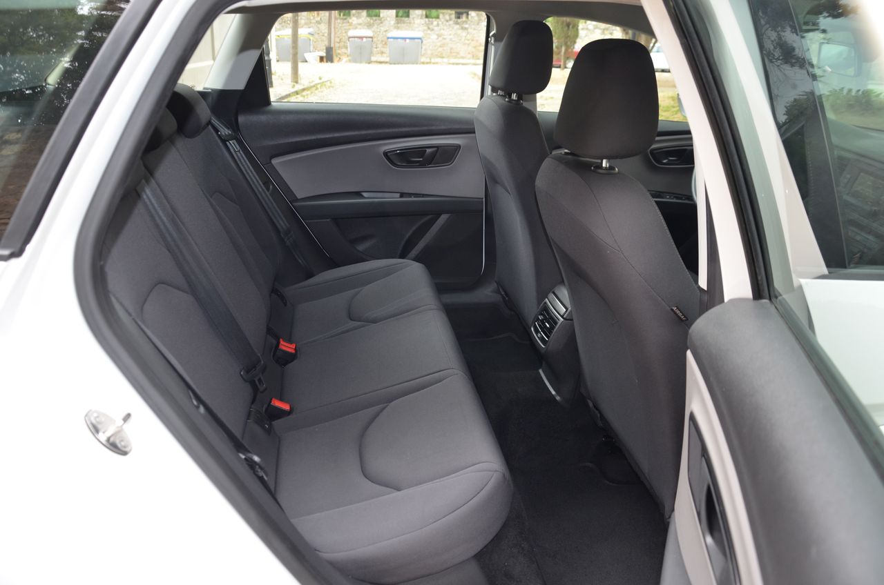 Seat Leon ST REFERENCE EDITION  1.6 TDI 115CV OPORTUNIDAD // - Foto 33