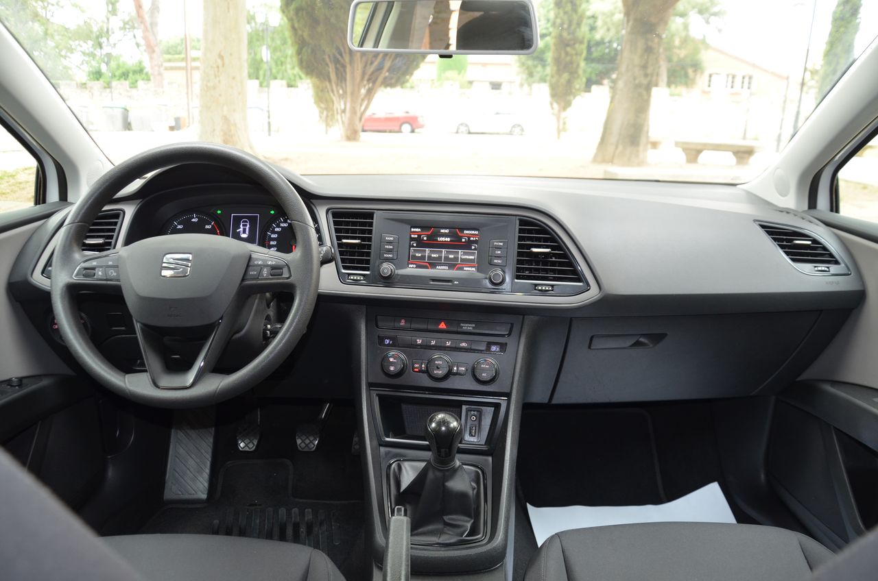 Seat Leon ST REFERENCE EDITION  1.6 TDI 115CV OPORTUNIDAD // - Foto 9