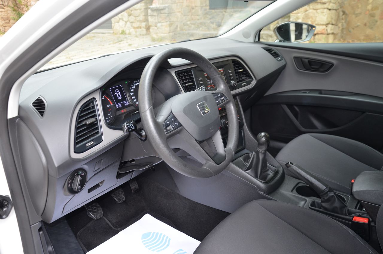 Seat Leon ST REFERENCE EDITION  1.6 TDI 115CV OPORTUNIDAD // - Foto 11