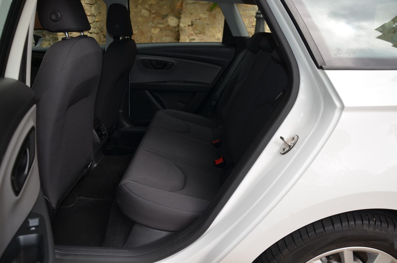 Seat Leon ST REFERENCE EDITION  1.6 TDI 115CV OPORTUNIDAD // - Foto 17