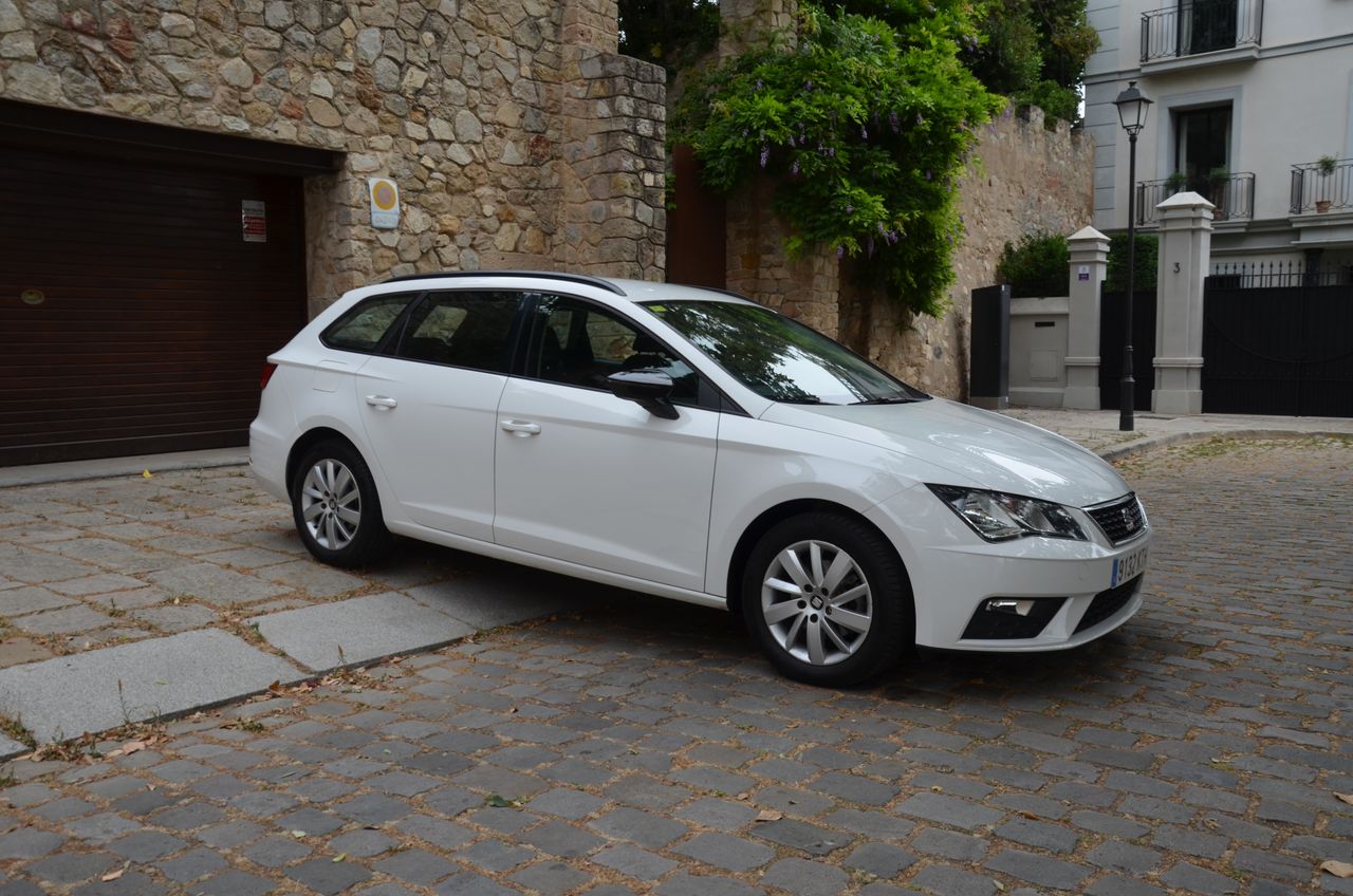 Seat Leon ST REFERENCE EDITION  1.6 TDI 115CV OPORTUNIDAD // - Foto 34