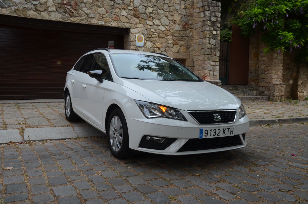 Seat Leon ST REFERENCE EDITION  1.6 TDI 115CV OPORTUNIDAD // - Foto 48