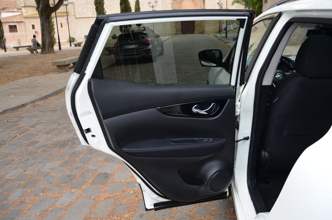 Nissan Qashqai dCI 115CV E6D N-CONNECTA 5P  - Foto 29