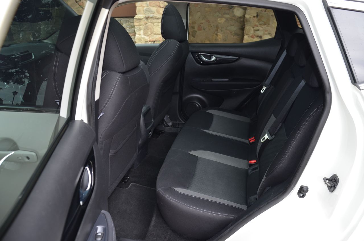 Nissan Qashqai dCI 115CV E6D N-CONNECTA 5P  - Foto 16