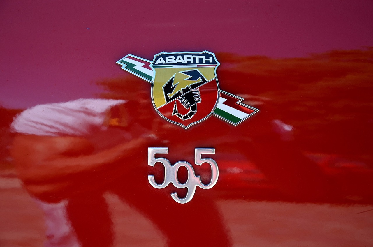 Abarth 500 595 Turismo 1.4 16v T-JET 160 CV RE-ESTRENO ../ SÓLO 16.000 KM - Foto 8