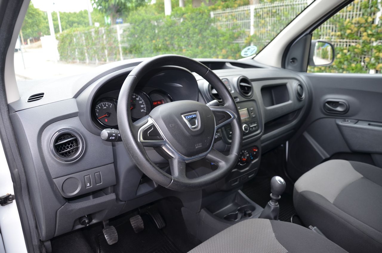 Dacia Dokker Furgón 1.6 Eco-G GLP 110CV Essential 4p S/S 2020  - Foto 4