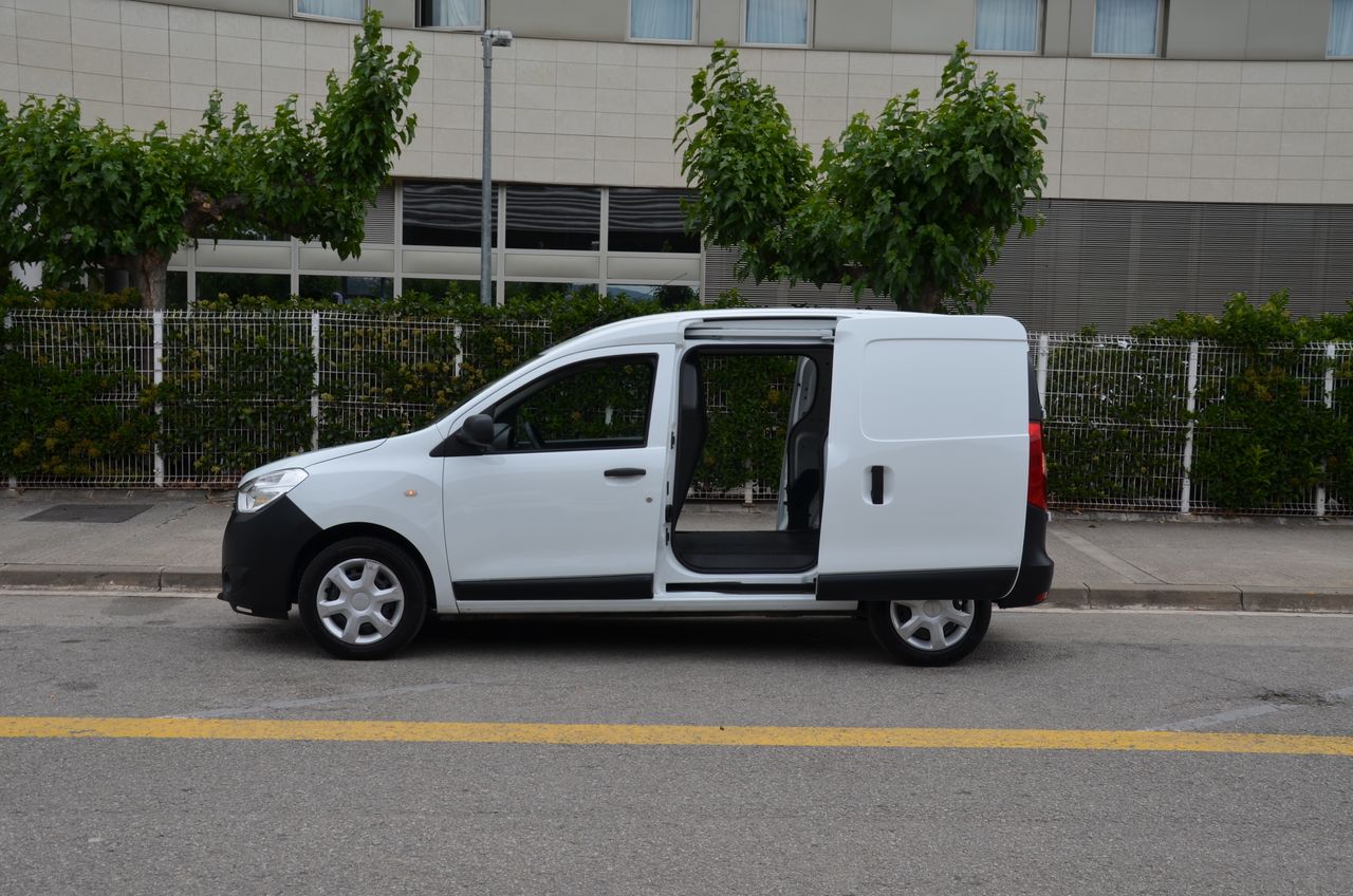 Dacia Dokker Furgón 1.6 Eco-G GLP 110CV Essential 4p S/S 2020  - Foto 8